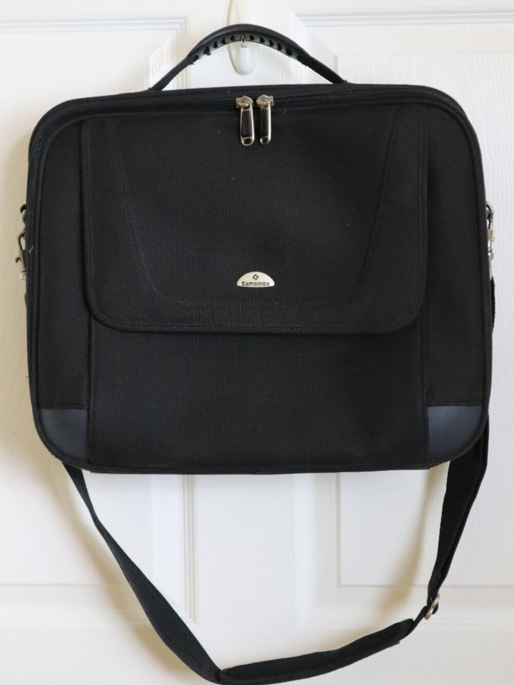 Samsonite Laptop Bag 15" Softsided Messenger Style Travel Carry-on Briefcase